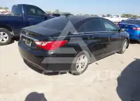 2011 Hyundai Sonata photo