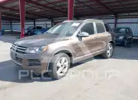 2011 Volkswagen Touareg фото