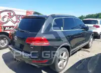 2011 Volkswagen Touareg фото