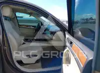 2011 Volkswagen Touareg фото
