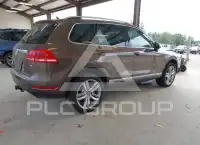 2011 Volkswagen Touareg фото