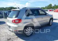 2011 Volkswagen Tiguan фото