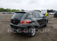 2011 Volkswagen Tiguan фото