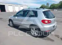 2011 Volkswagen Tiguan фото