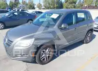 2011 Volkswagen Tiguan фото