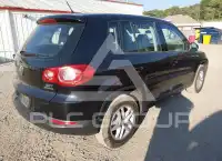 2011 Volkswagen Tiguan фото