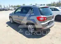 2011 Volkswagen Tiguan фото
