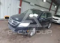 2011 Volkswagen Tiguan photo
