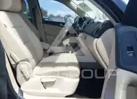 2011 Volkswagen Tiguan фото