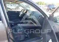 2011 Volkswagen Tiguan фото