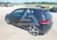 2011 Volkswagen GTI photo