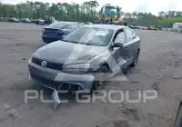 2011 Volkswagen Jetta photo