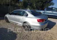2011 Volkswagen Jetta photo