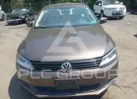 2011 Volkswagen Jetta photo
