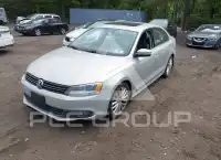 2011 Volkswagen Jetta фото