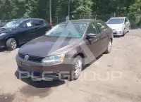 2011 Volkswagen Jetta photo
