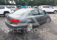 2011 Volkswagen Jetta photo