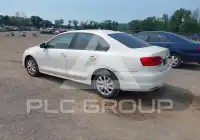 2011 Volkswagen Jetta photo