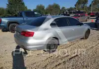 2011 Volkswagen Jetta photo