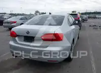 2011 Volkswagen Jetta photo