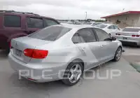 2011 Volkswagen Jetta photo
