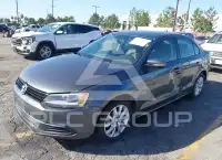 2011 Volkswagen Jetta фото