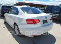 2011 Volkswagen Jetta photo