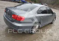 2011 Volkswagen Jetta photo