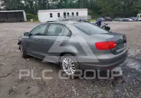 2011 Volkswagen Jetta photo