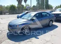 2011 Volkswagen Jetta photo