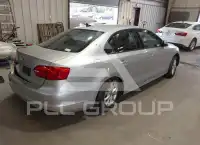 2011 Volkswagen Jetta фото