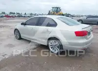 2011 Volkswagen Jetta photo