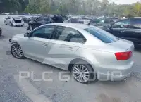 2011 Volkswagen Jetta photo