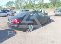 2011 Volkswagen Jetta photo