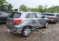 2012 Mitsubishi OUTLANDER фото