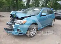 2012 Mitsubishi OUTLANDER photo