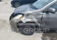 2012 Nissan VERSA фото