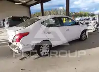 2012 Nissan VERSA photo