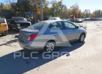 2012 Nissan VERSA photo