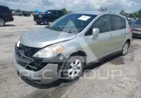 2012 Nissan VERSA фото
