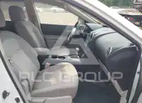 2012 Nissan ROGUE photo