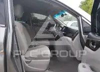 2012 Nissan QUEST фото