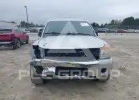 2012 Nissan TITAN фото