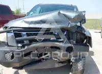 2012 Nissan TITAN photo