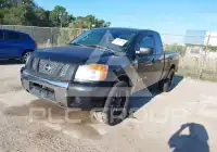 2012 Nissan TITAN фото