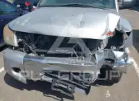 2012 Nissan TITAN фото