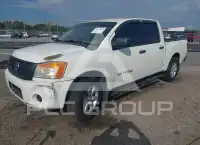 2012 Nissan TITAN фото