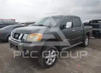 2012 Nissan TITAN фото