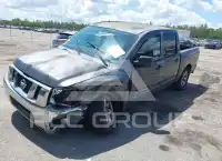 2012 Nissan TITAN фото