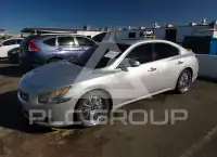 2012 Nissan MAXIMA photo